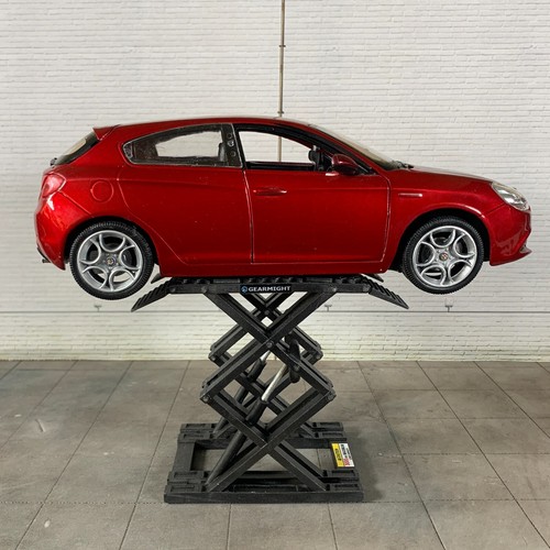 Diorama schere auto - 1-24,