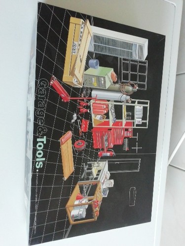 Fujimi garage and - 1:24,